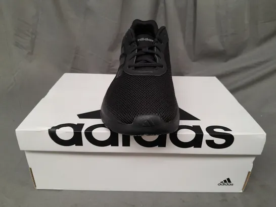 BOXED PAIR OF ADIDAS CLOUDFOAM COMFY SHOES IN BLACK UK SIZE 10.5