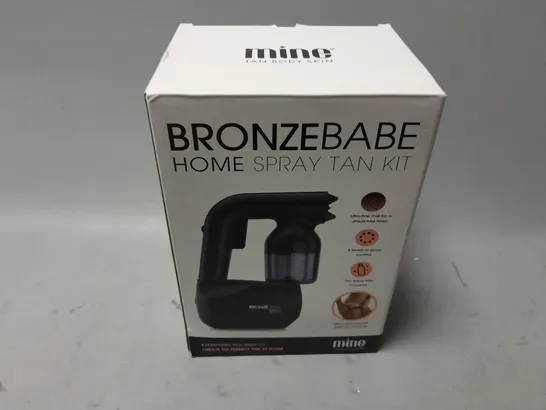 BOXED BRONZEBABE HOME SPRAY TAN KIT