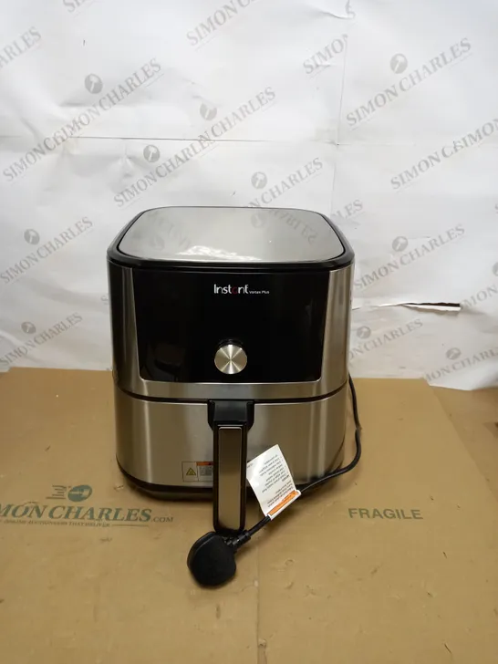 INSTANT BRANDS VORTEX 6 PLUS AIR FRYER