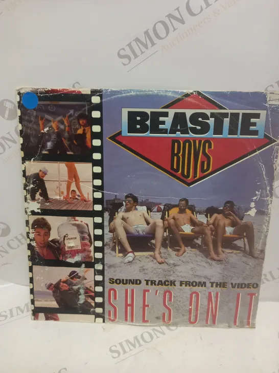 BEASTIE BOYS SHE'S ON IT VINYL 