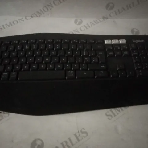 LOGITECH MK850 MULTI-DEVICE WIRELESS KEYBOARD, QWERTY UK LAYOUT