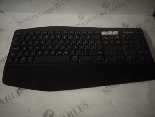 LOGITECH MK850 MULTI-DEVICE WIRELESS KEYBOARD, QWERTY UK LAYOUT