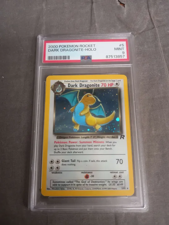 FRAMED AND GRADED COLLECTABLE TRADING POKEMON CARD - 2000 POKEMON ROCKET DARK DRAGONITE - HOLO - MINT PSA 9