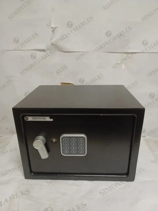 YALE ELECTRONIC SAFE MEDIUM 