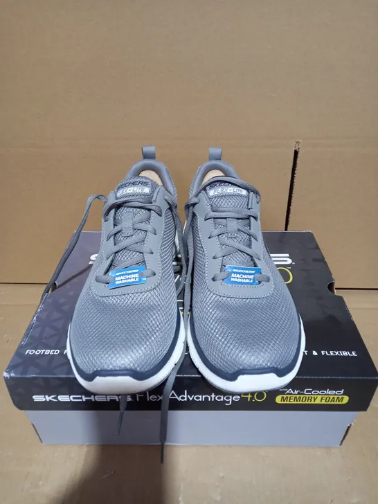 BOXED PAIR MENS SKECHERS - TRAINERS IN GREY UK SIZE 8