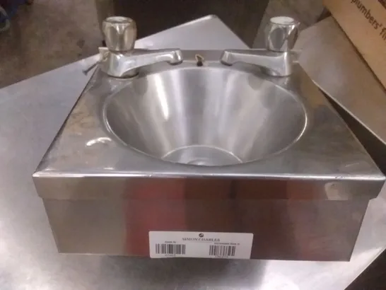 WASH HAND BASIN