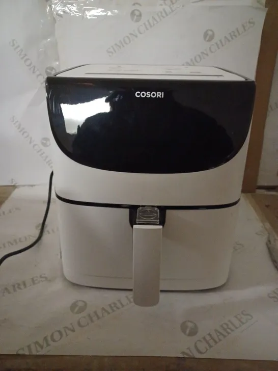 COSORI AIR FRYER 1700W MAX XXL 5.5L DIGITAL TOUCHSCREEN - WHITE