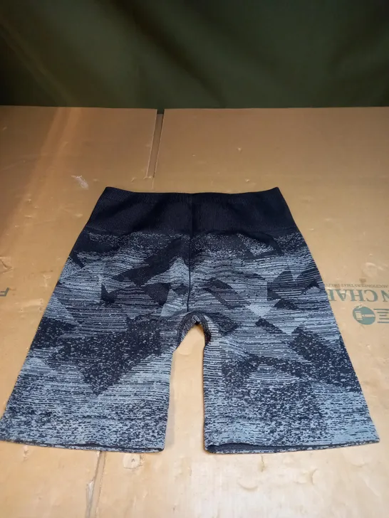 GYMSHARK WORKOUT SHORTS SIZE UNSPECIFIED