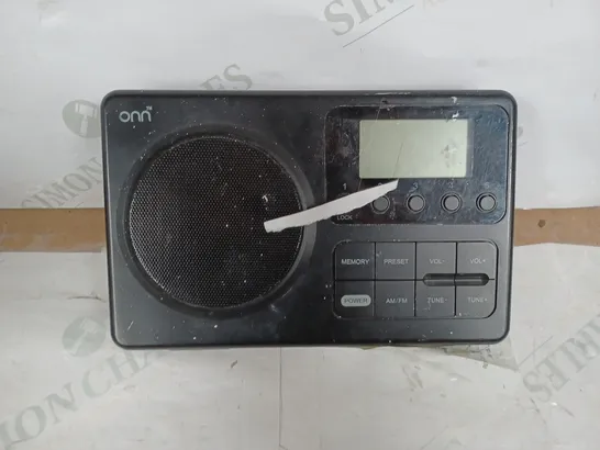 ONN PORTABLE AM/FM RADIO