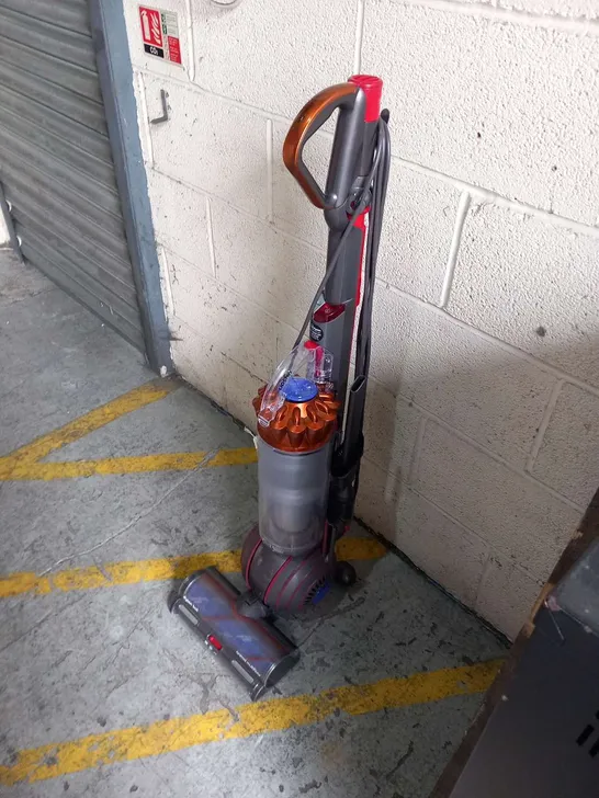 DYSON BALL ANIMAL MULTI-FLOOR VACUUM CLEANER