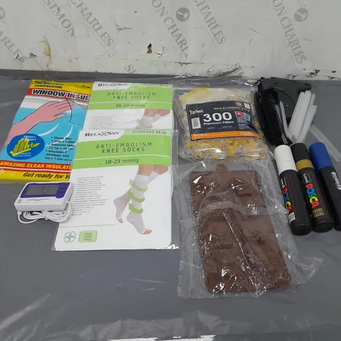 LOT OF APPROXIMATELY 20 ASSORTED HOUSEHOLD ITEMS TO INCLUDE WINDOW INSULATION KIT, KNEE SOCKS AND MITSUBISHI PENS