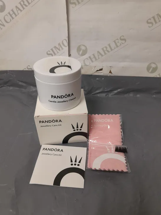 BOXED PANDORA JEWELLERY CARE KIT