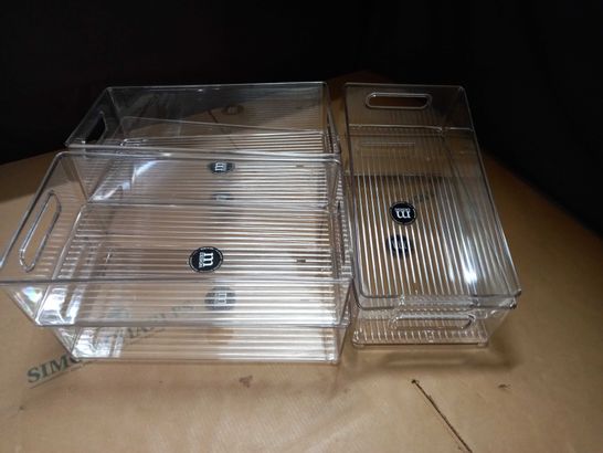 LOT OF 6 CLEAR PLASTIC TRAYS - 37X20X10CM