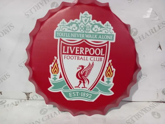 LIVERPOOL FOOTBALL CLUB CROWN CAP WALL DECOR