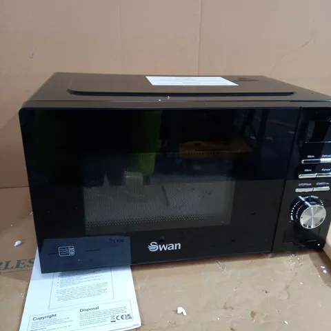 SWAN 700W MANUAL MICROWAVE - BLACK