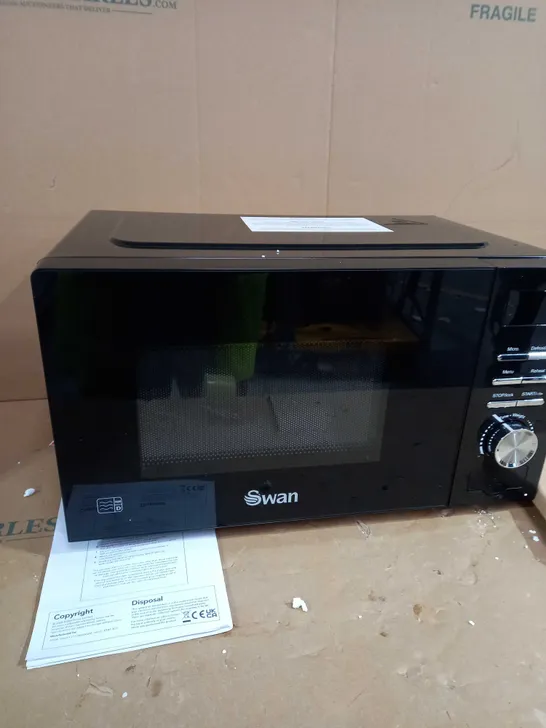 SWAN 700W MANUAL MICROWAVE - BLACK RRP £64