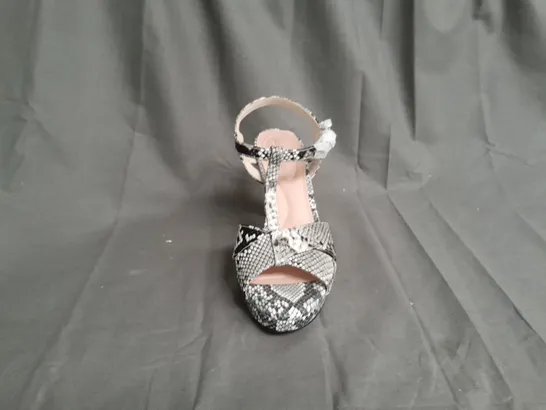 PAIR OF RUTH LANSGFORD HEELED SANDALS SIZE 40 