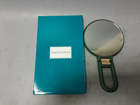 3 BOXED MAGNIFYING MIRRORS