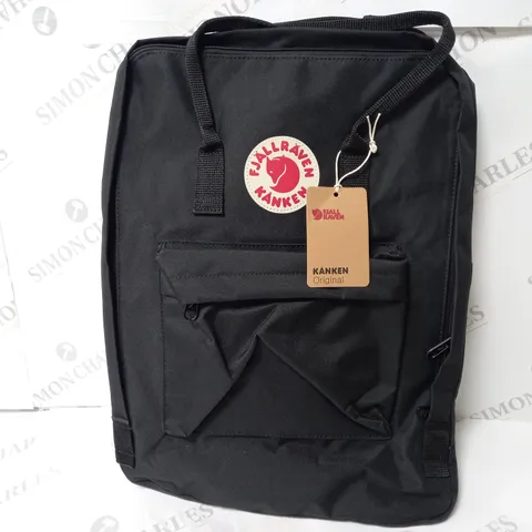 FJALLRAVEN KANKEN BACKPACK IN BLACK