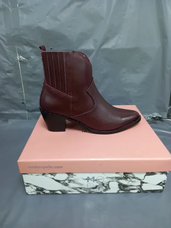 MODA IN PELLE ANNIEE BURGUNDY ANKLE BOOTS SIZE 5