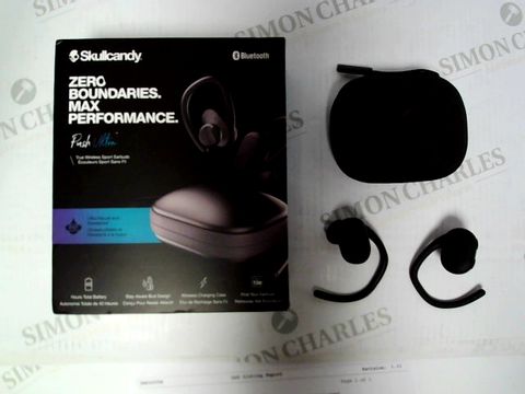 SKULLCANDY PUSH ULTRA WIRELESS SPORT EARPHONES WITH CHARGING CASE RRP &pound;159.99