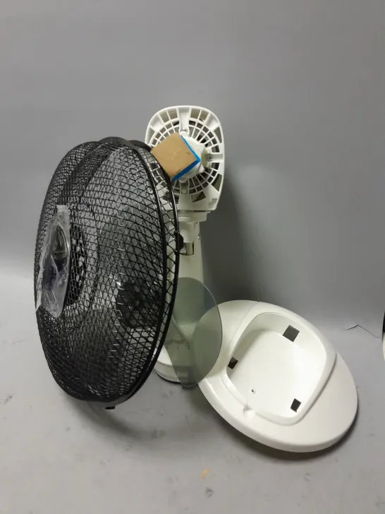 3 SPEED OSCILLATING TABLE FAN 40W