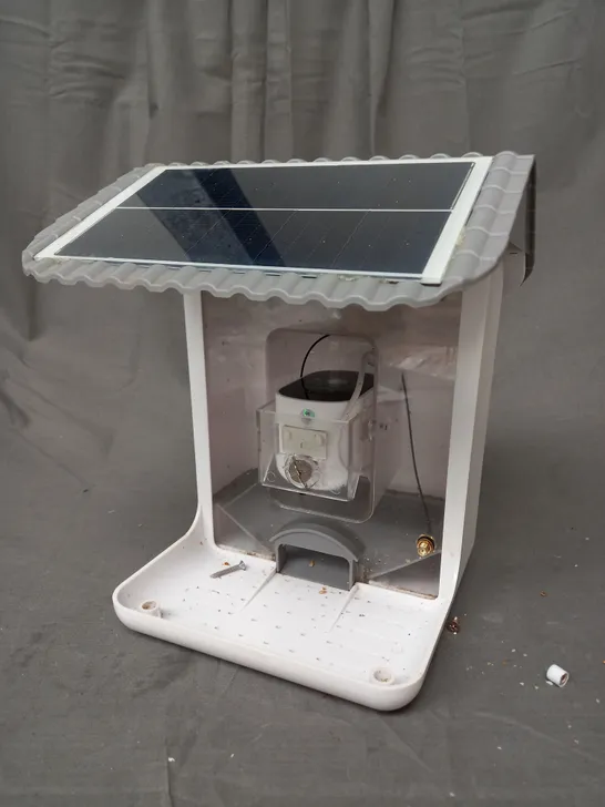 BOXED SMART BIRD FEEDER WITH SOLAR POWERED VIDEO CAMERA