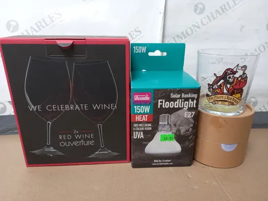 TOTE OF APPROX 10 HOUSEHOLD ITEMS TOO INCLUDE WINE GLASSES , FLOODLIGHTS , COFFEE MUGS 