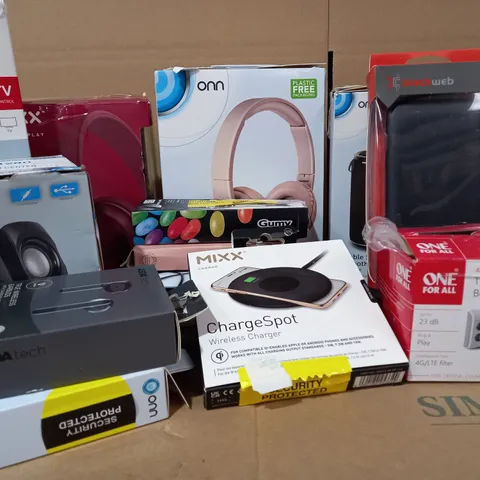 LOT OF ASSORTED ITEMS TO INCLUDE MIXX OX1 WIRED HEADPHONES, MIXX WIRELESS CHARGER, ONN WIRED HEADPHONES, ONE FOR ALL UNIVERSAL REMOTE, BLACKWEB POWER BANK, ETC. 