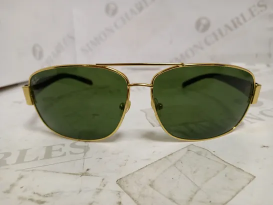 RAY BAN-STYLE SUNGLASSES