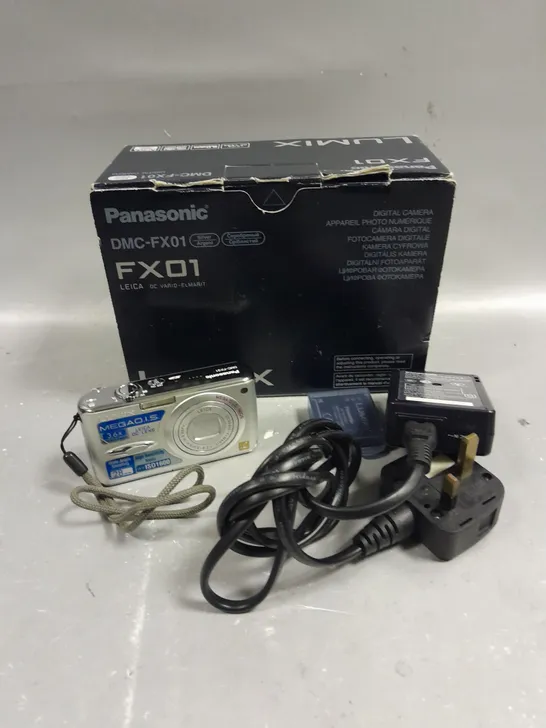 BOXED PANASONIC DMC-FX01 DIGITAL CAMERA 