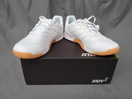 BOXED PAIR OF INOV F-LITE 260 V2 SHOES IN WHITE UK SIZE 6.5