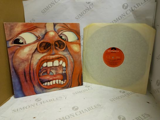 IN THE COURT OF THE CRIMSON KING AN OBSERVATION BY KING CRIMSON VINYL ALBUM