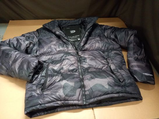 DUCK AND COVER GREY CAMO PUFFER COAT - XXL