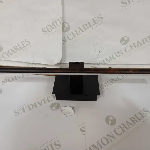 LED BATTERTY OPERATED SLIMLINE PICTURE LIGHT WITH REMORE CONTROL IN BRONZE EFFECT FINISH