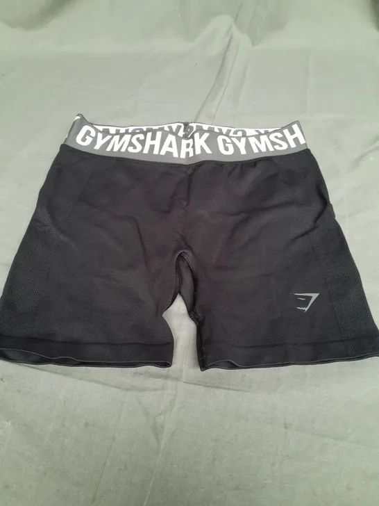 GYMSHARK BLACK SHORTS - SMALL