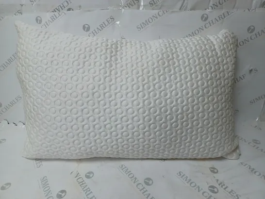 THE MODERN BEDROOM COOLING PILLOW