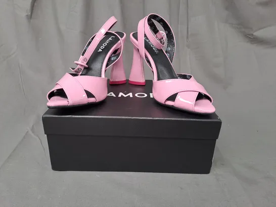 BOXED PAIR OF LAMODA PEEP TOE HEART BLOCK HEEL SANDALS IN PINK EU SIZE 38