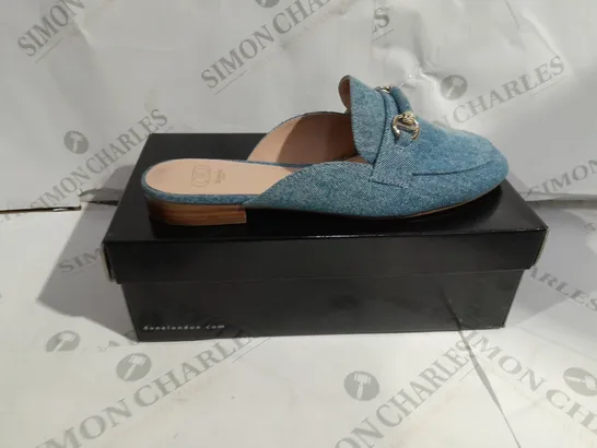 BOXED DUNE LONDON BLUE DENIM FABRIC SLIM SOLE BACKLESS SHOES SIZE 39