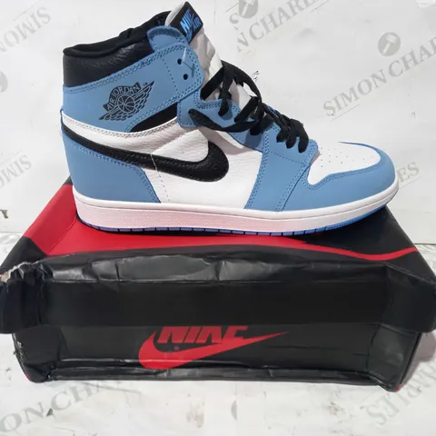 BOXED PAIR OF NIKE AIR JORDANS IN BLUE/WHITE/BLACK SIZE UNSPECIFIED