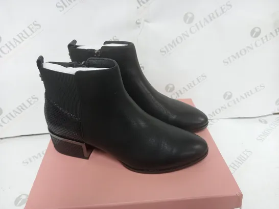 BOXED MODA IN PELLE LILTH ANKLE BOOT BLACK LEATHER SIZE 7