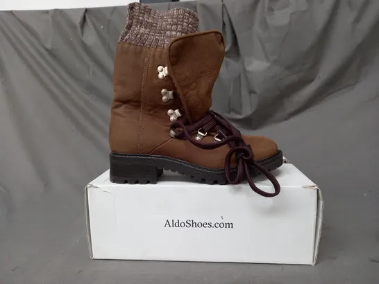 BOXED PAIR OF ALDO MENUDA ANKLE BOOTS IN KHAKI UK SIZE 4