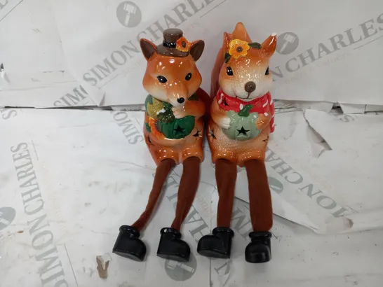 PRE-LIT DECORATIVE FOX AND RABBIT