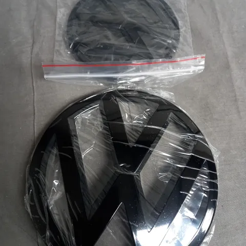 BLACK VW BADGES 