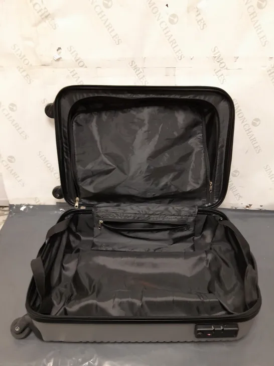 UNBRANDED TRAVEL SUITCASE 50X35X20