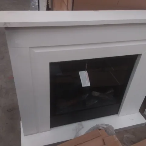 WHITE FRAME ELECTRIC FIREPLACE