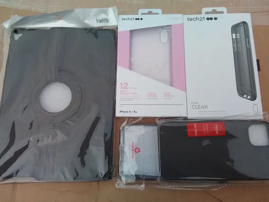 PALLET CONTAINING A LARGE QUANTITY OF ASSORTED BRAND NEW PHONE AND TABLET CASES 