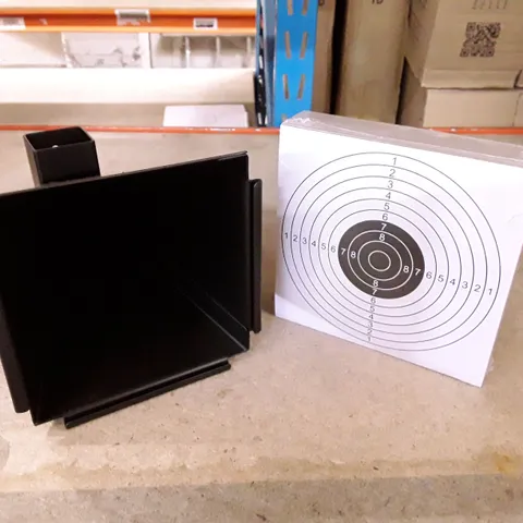 A SET OF 6 SHOOTING TARGETS FOR PELLET GUNS WITH PELLET CATCHING SYSTEM (6 BOXES)