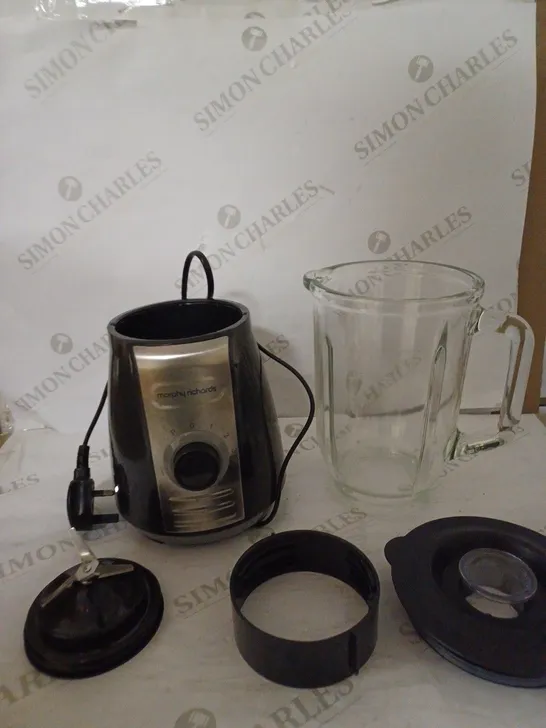 MORPHY RICHARDS TOTAL CONTROL GLASS TABLE BLENDER