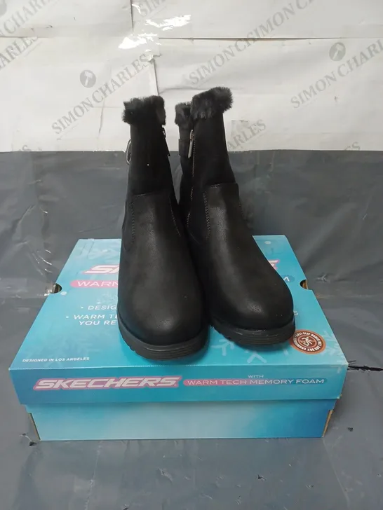 SKECHERS WARM TECH MEMORY FOAM BOOTS BLACK SIZE 6